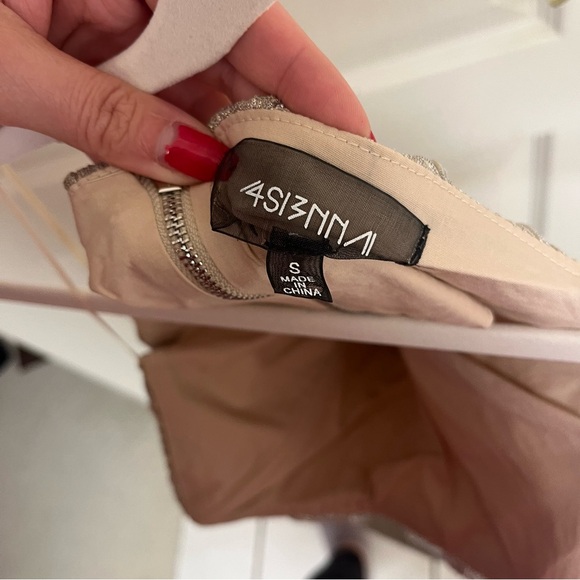 WORN ONCE 4SI3NNA Off the Shoulder Metallic Women's Top, Cropped, Size S - Picture 8 of 9